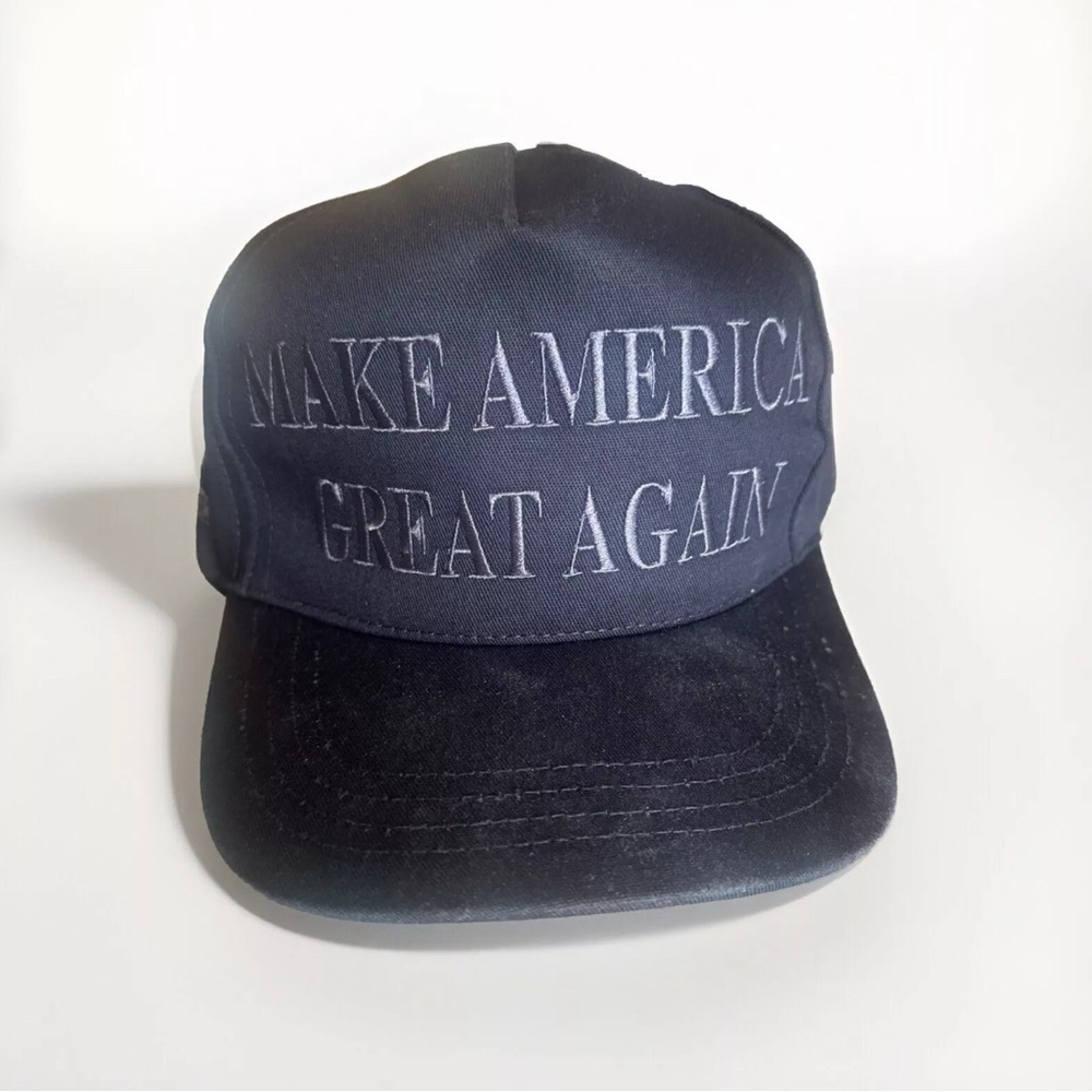 Trump Never Surrender MAGA Hat